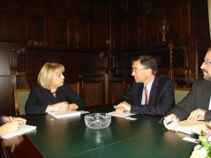 8 November 2011 National Assembly Speaker Prof. Dr Slavica Djukic Dejanovic with the newly-appointed Canadian Ambassador